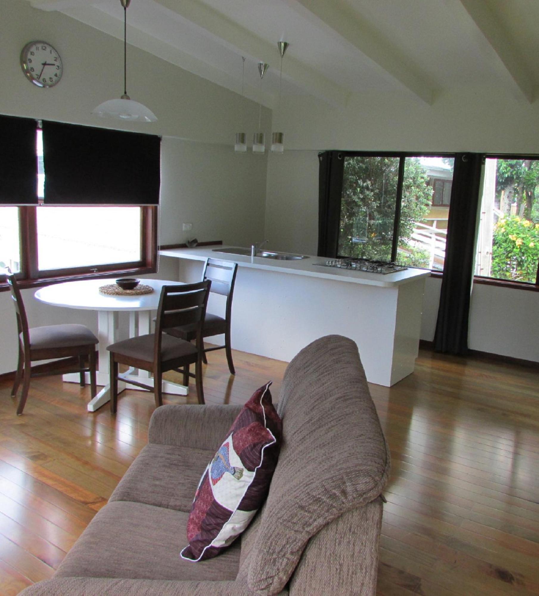 Hideaway Retreat Hotel Бернт Пайн Екстериор снимка